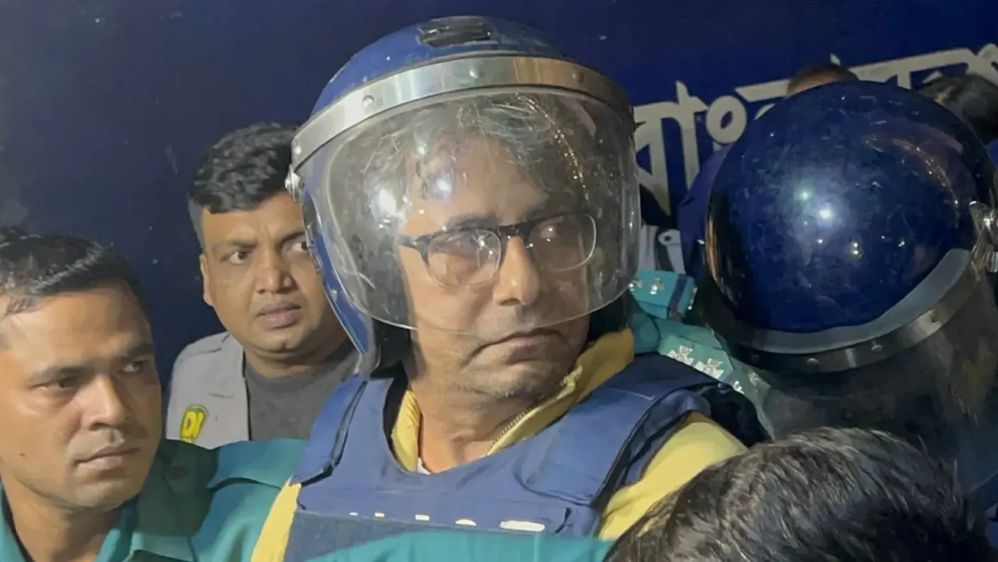 এজলাসে বিচারককে যা বললেন আনিস আলমগীর