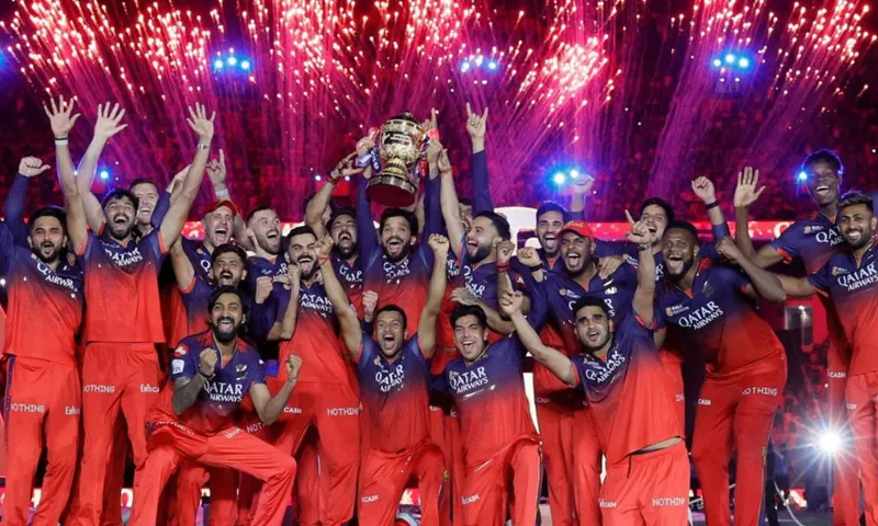 রেকর্ড দামে বিক্রি হলো রয়্যাল চ্যালেঞ্জার্স বেঙ্গালুরু