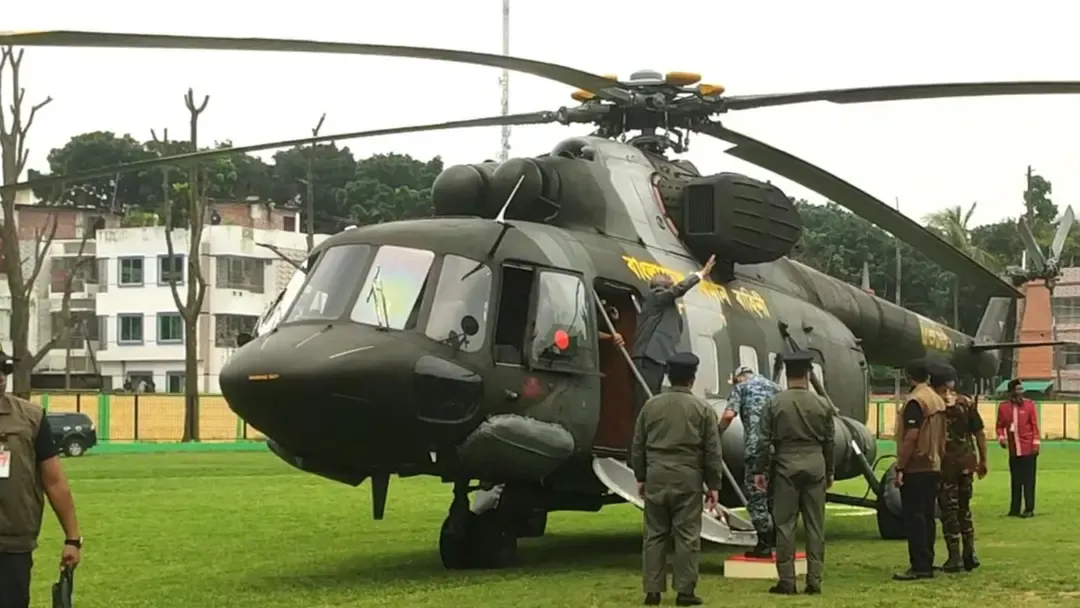 ভালোবাসায় সিক্ত হয়ে ঠাকুরগাঁও ছাড়লেন রাষ্ট্রপতি মির্জা ফখরুল