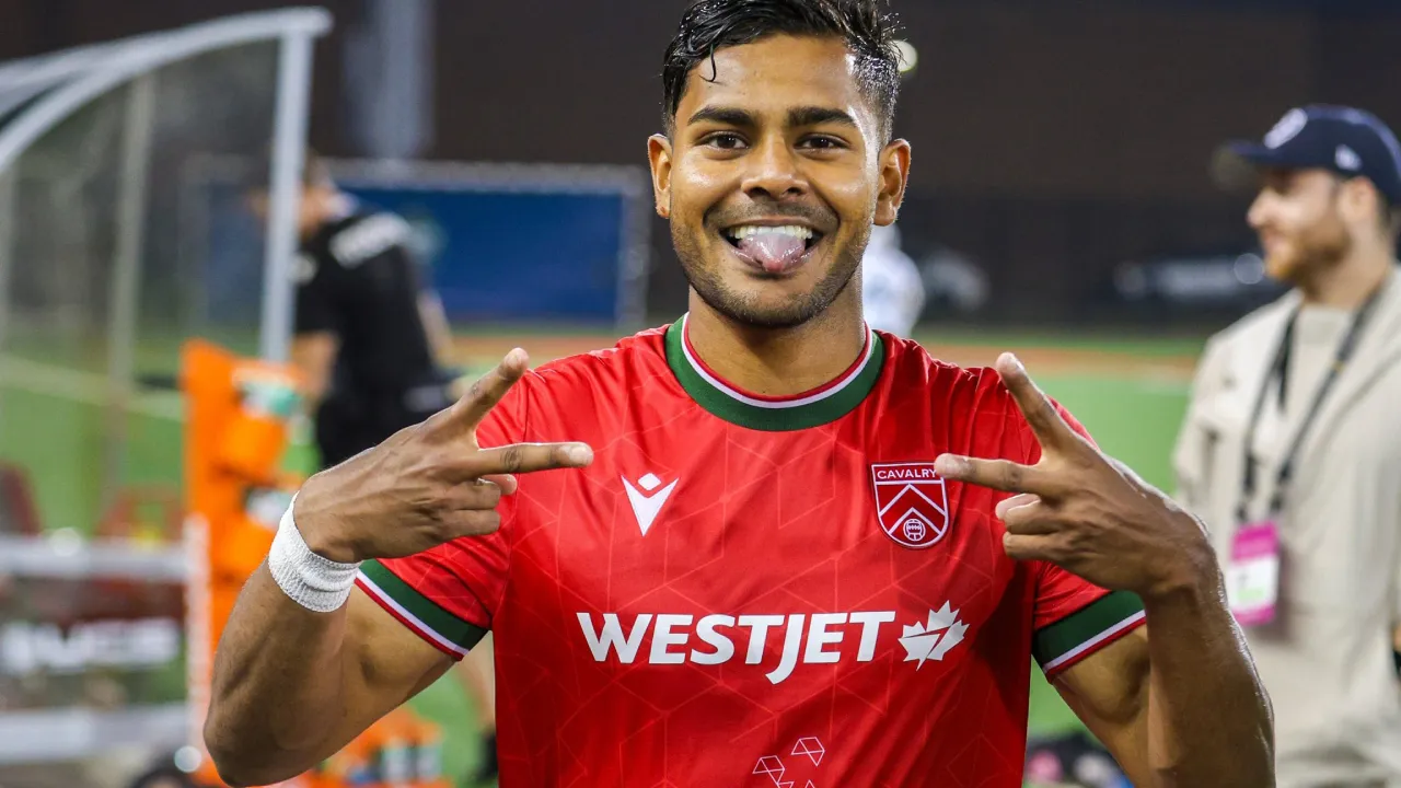 জাকার্তায় ক্যাম্পে যোগ দিলেন সামিত সোম
